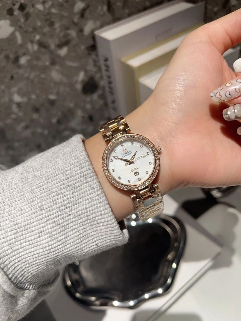 Lightweight OMEGA Watches 190321