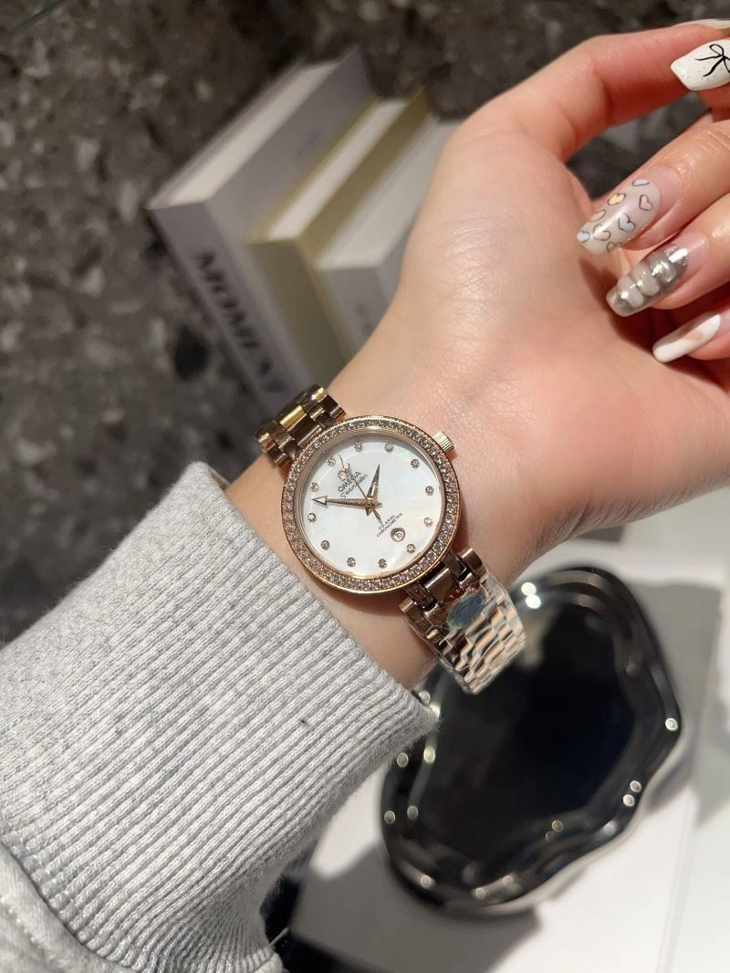 Lightweight OMEGA Watches 190321