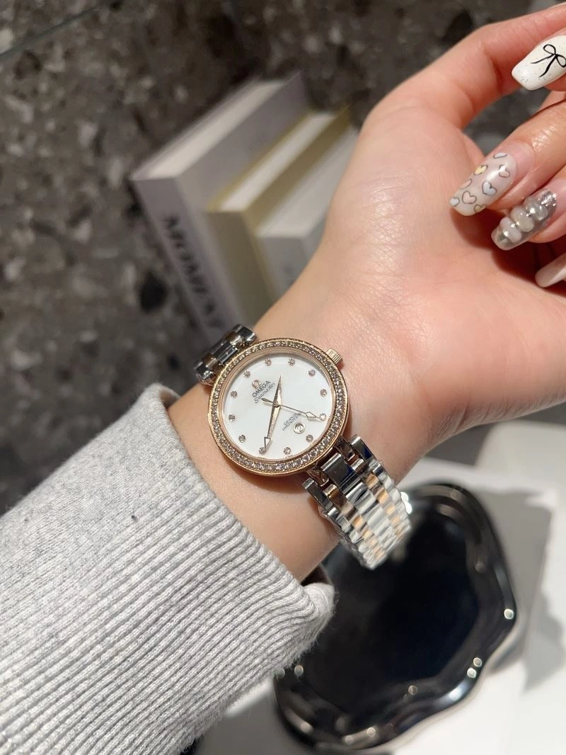 Lightweight OMEGA Watches 190321