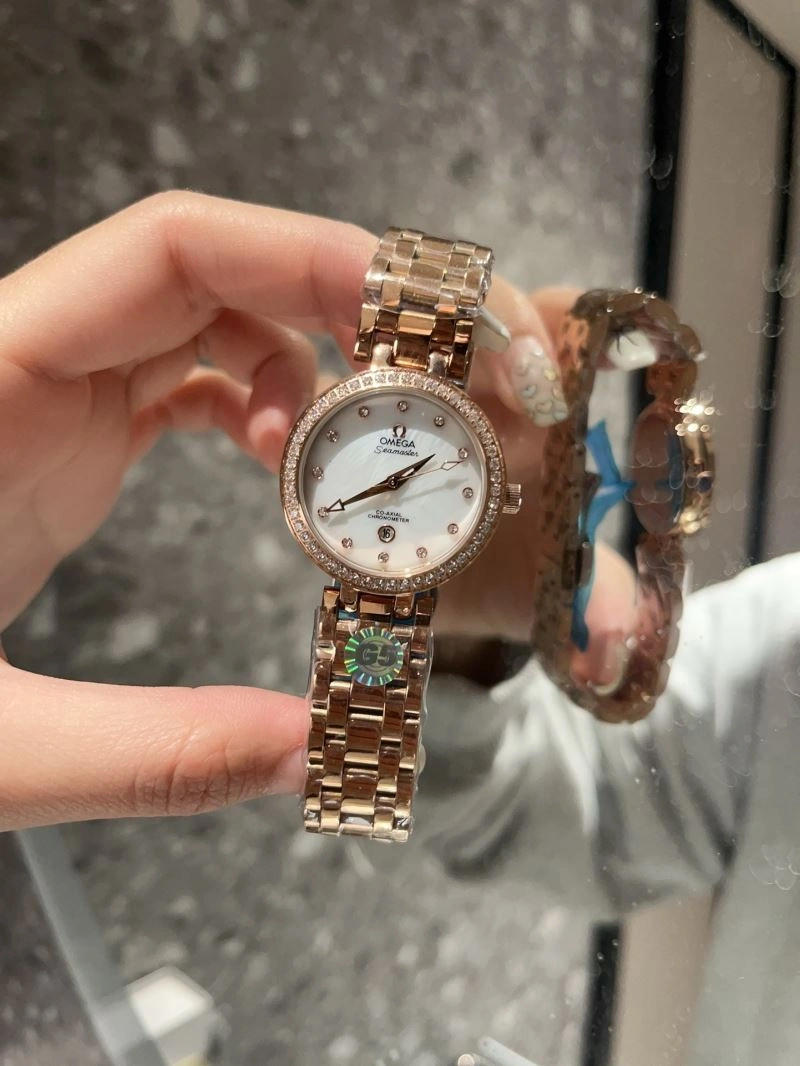 Lightweight OMEGA Watches 190321
