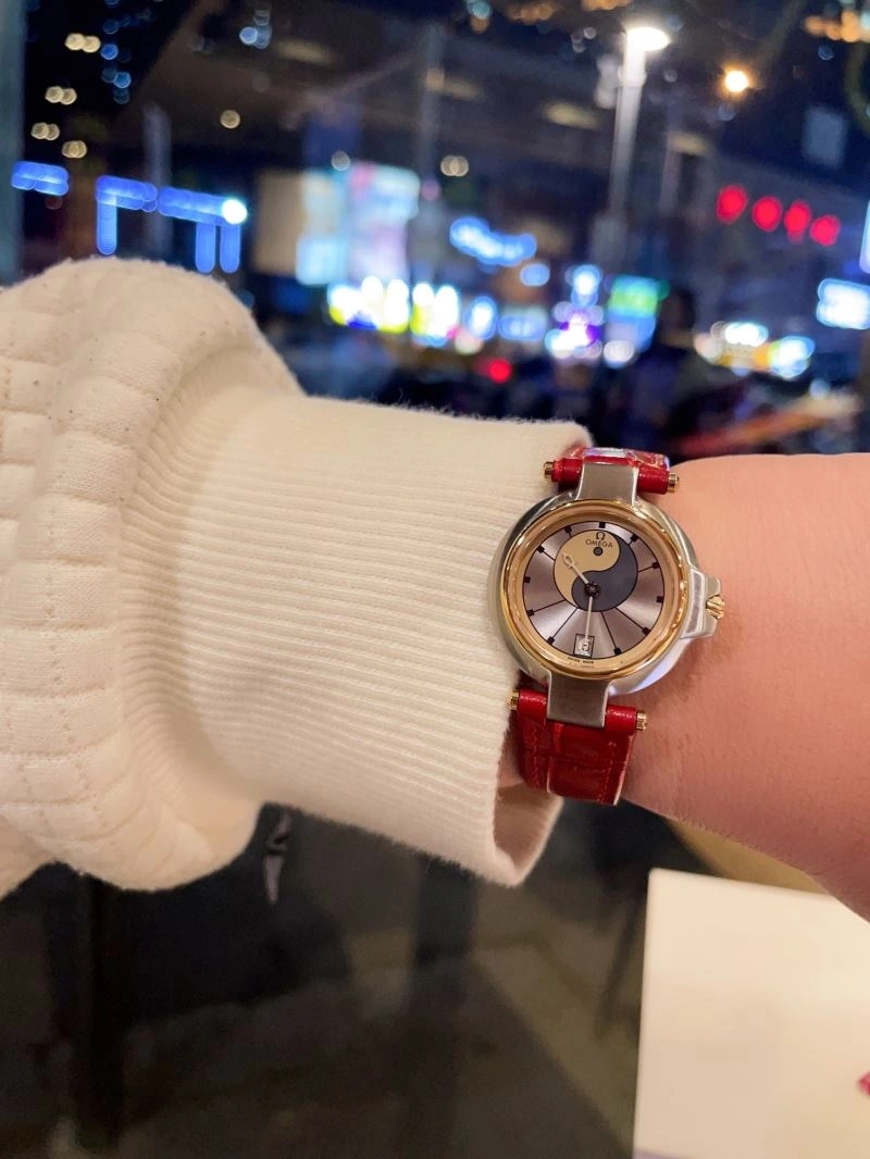 OMEGA Watches Stretchable 191835