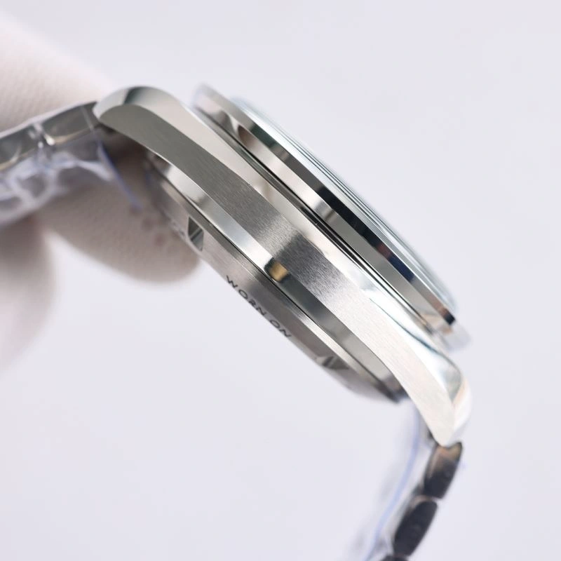 Contemporary OMEGA Watches 191805