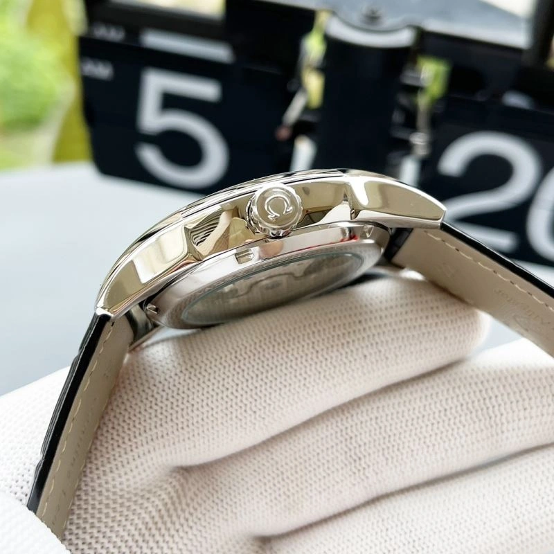 OdorResistant OMEGA Watches 191438