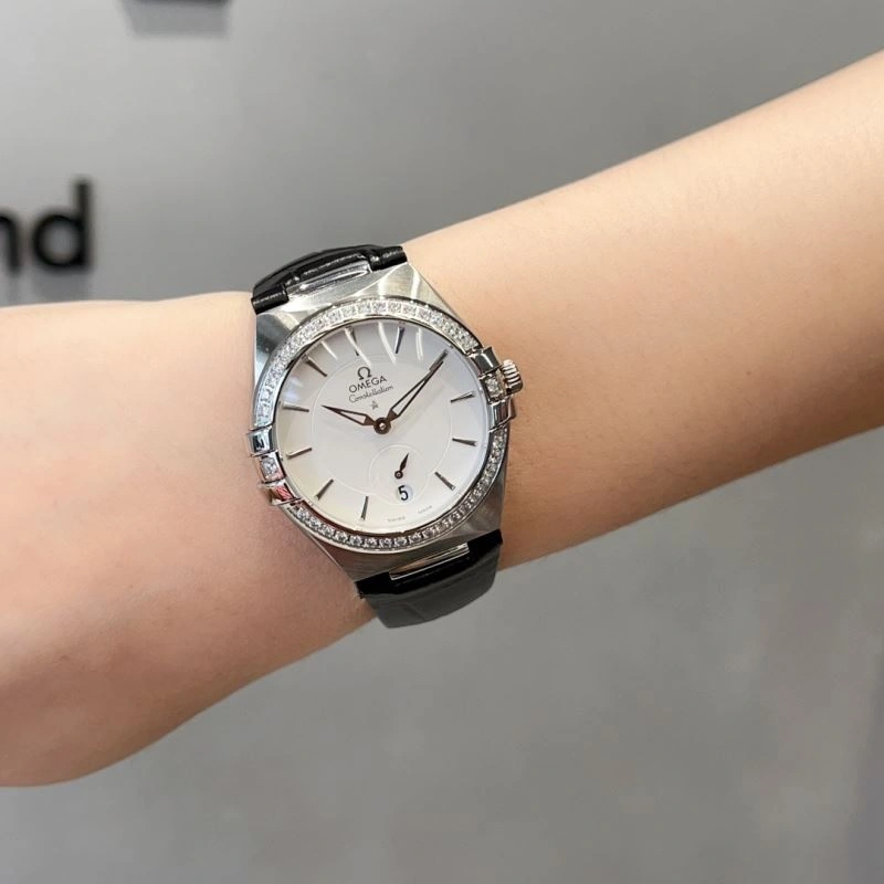Versatile OMEGA Watches 191395