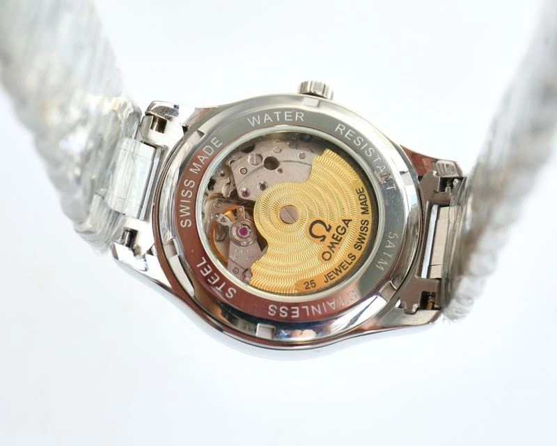 OMEGA Watches Packable 191375