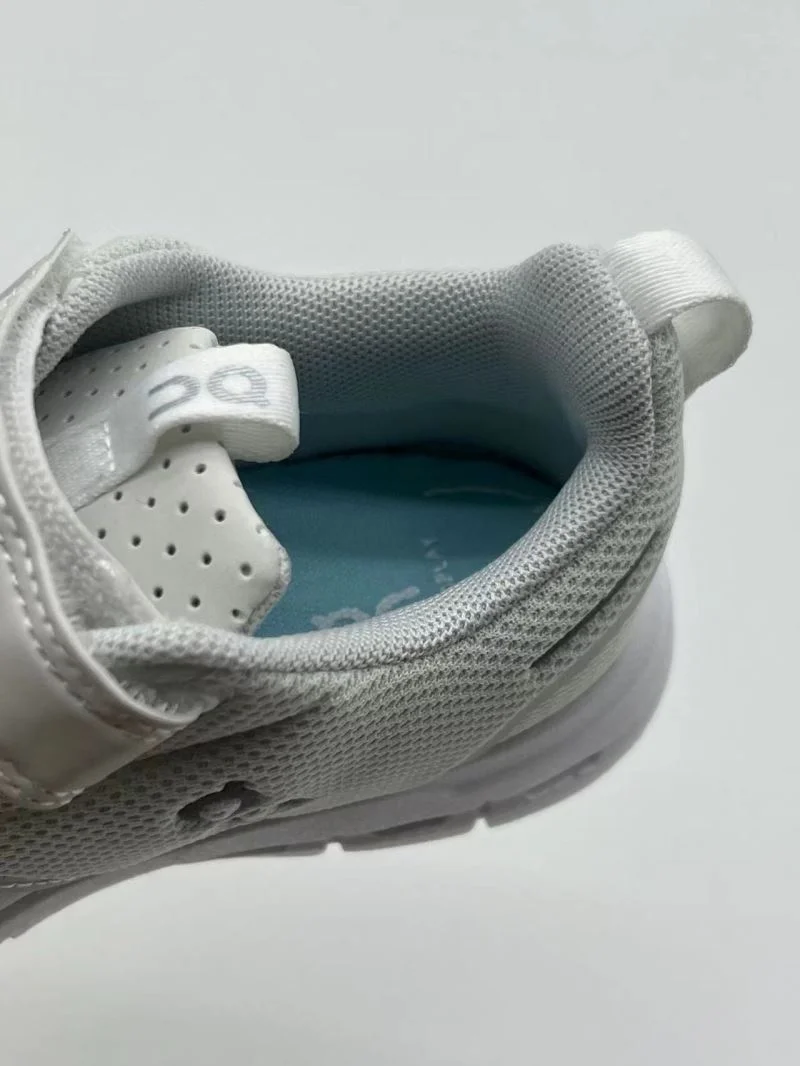 Snug ON SHOES 29159