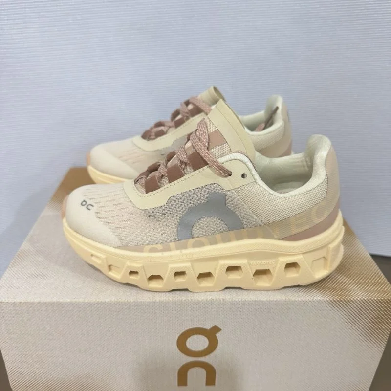 ON SHOES Durable 28596