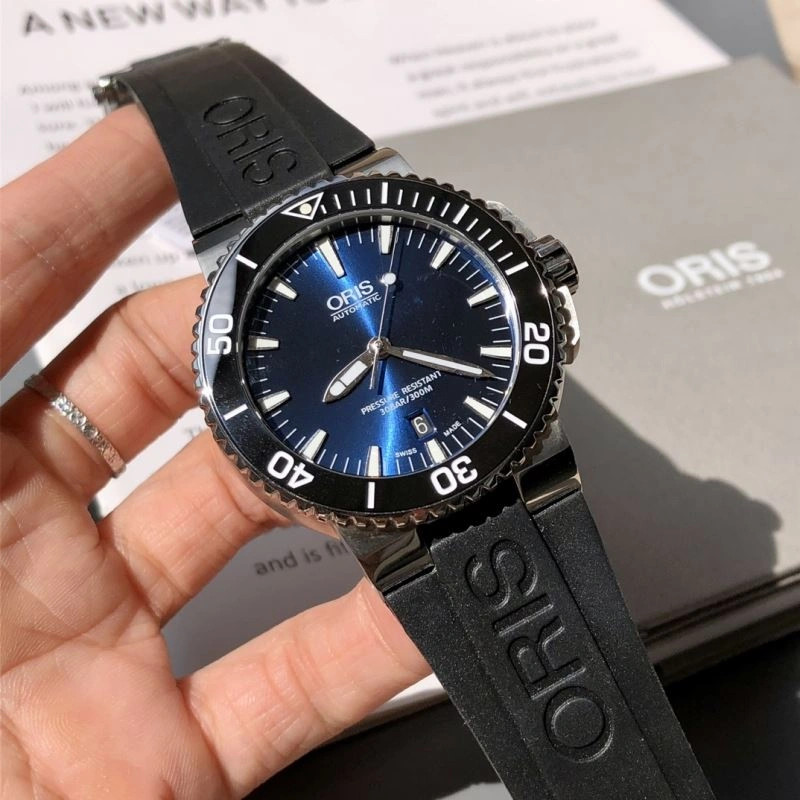 ORIS Watches Versatile 193957