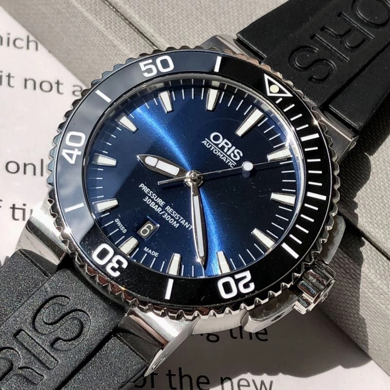 ORIS Watches Versatile 193957