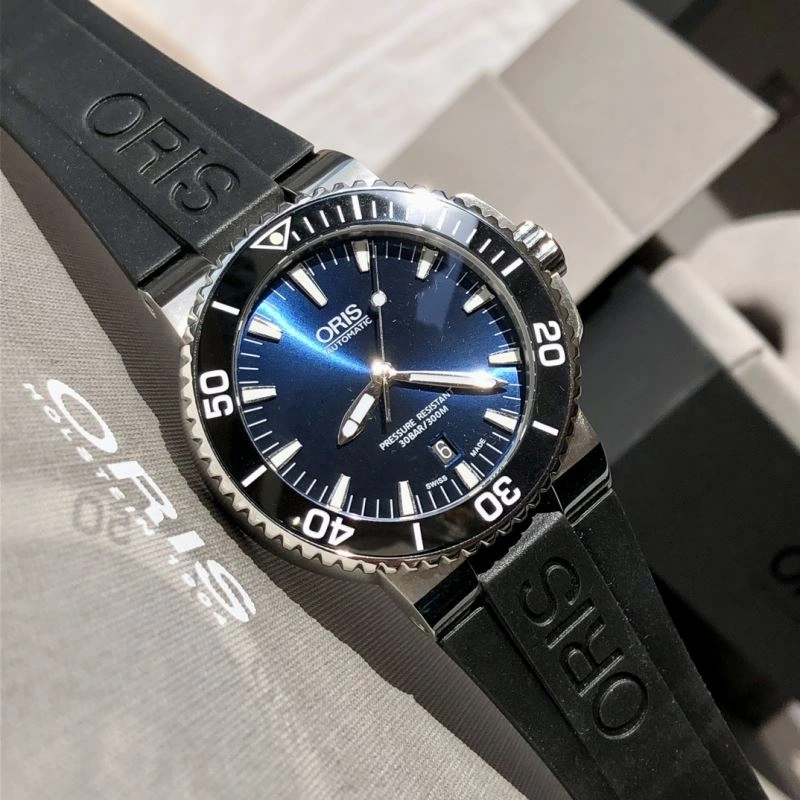 ORIS Watches Versatile 193957