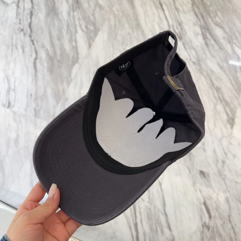 Versatile Oakley Caps 257298