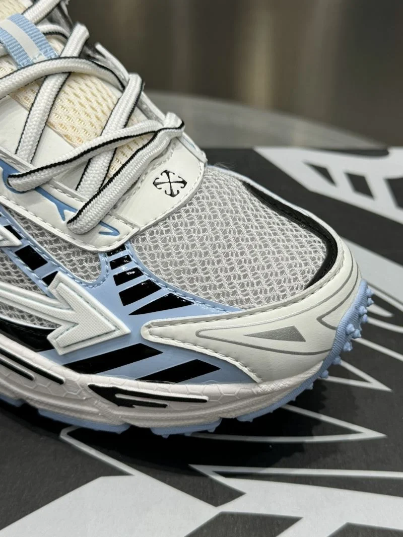 EyeCatching Off White Shoes 4219