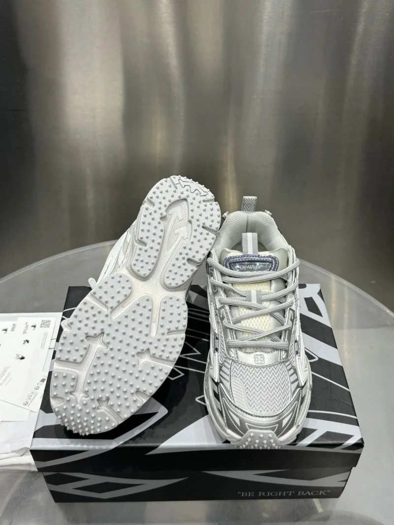 WellDesigned Off White Shoes 4169