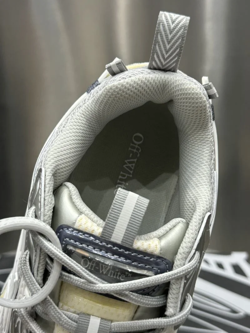 WellDesigned Off White Shoes 4169