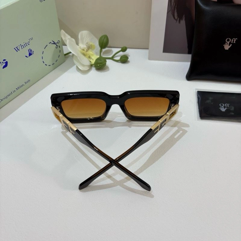 Off White Sunglasses UrbanStyle 281773