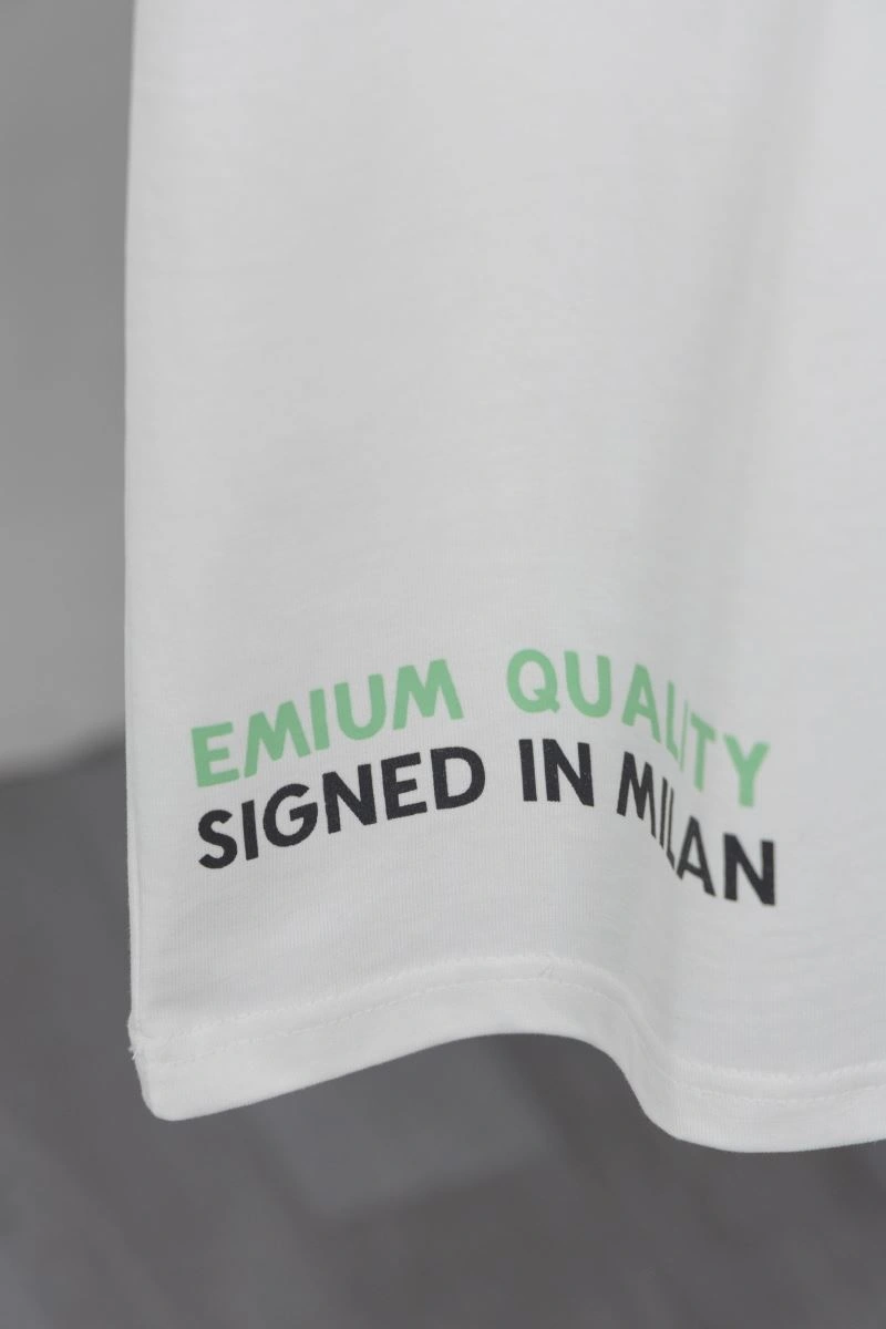 Versatile Off White T-Shirts 146787
