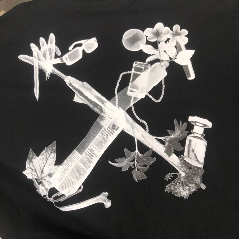 Seasonal Off White T-Shirts 146740