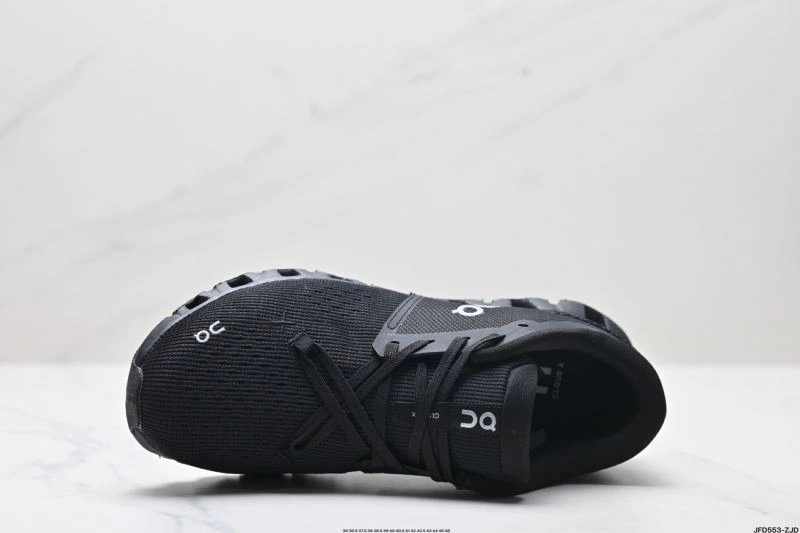 On Running Shoes Sophisticated 3089