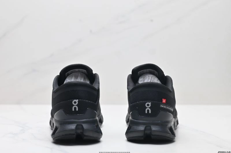 On Running Shoes Sophisticated 3089