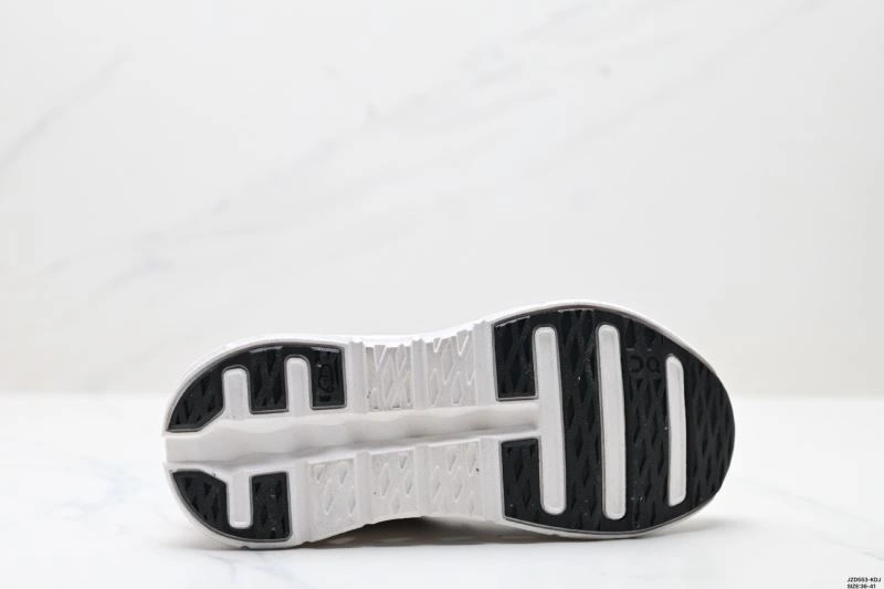 On Running Shoes ModernLook 3058