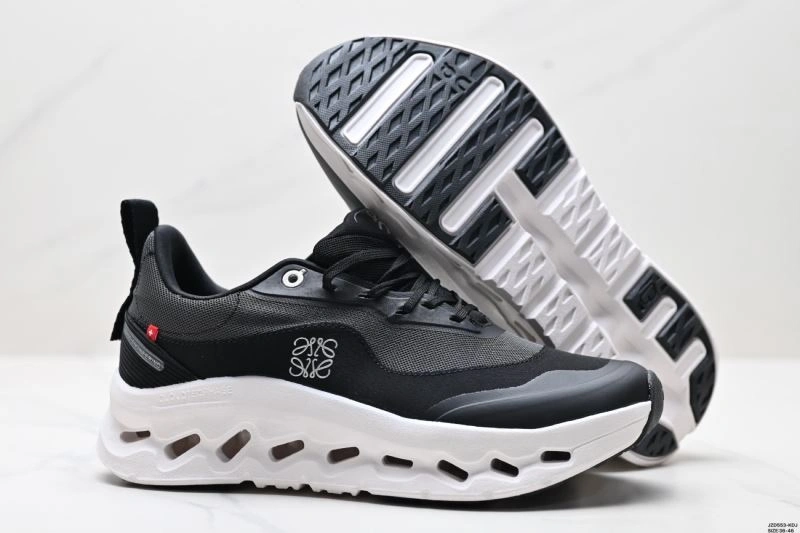 On Running Shoes Bold 3128