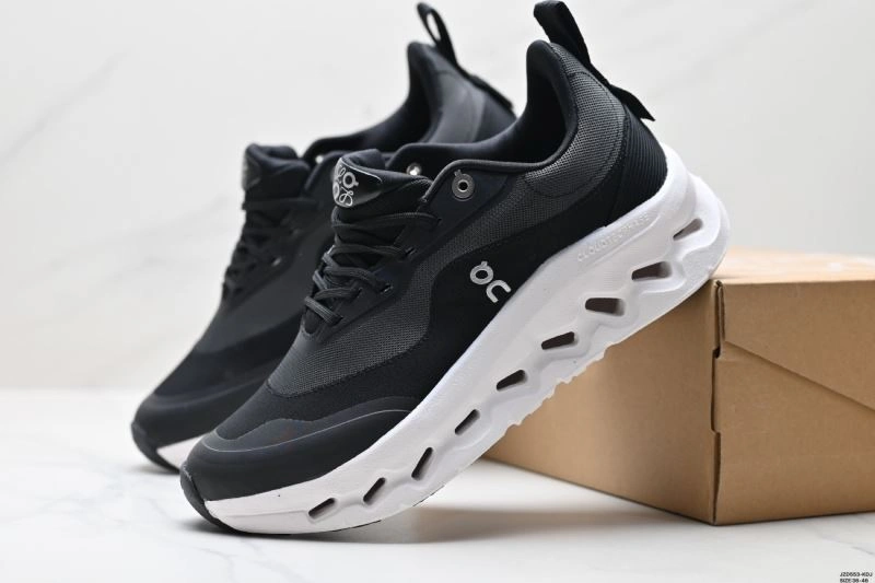 On Running Shoes Bold 3128