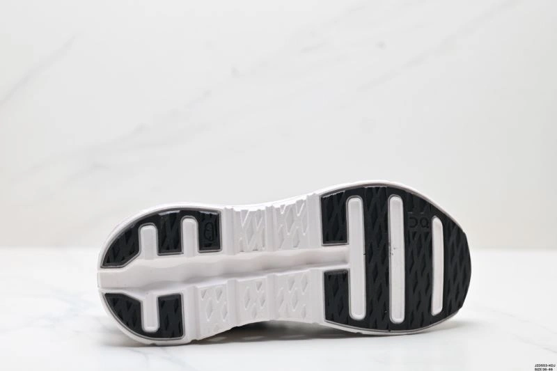 On Running Shoes Bold 3128
