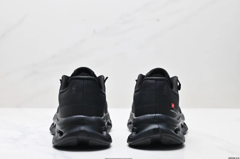 On Running Shoes Thermal 3054
