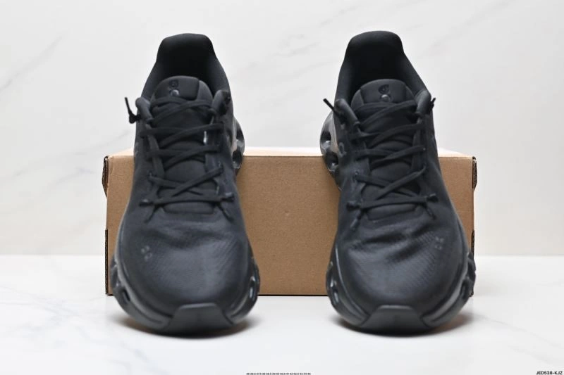On Running Shoes Thermal 3054