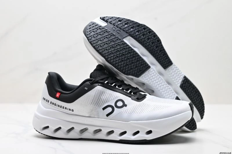 Functional On Running Shoes 3050