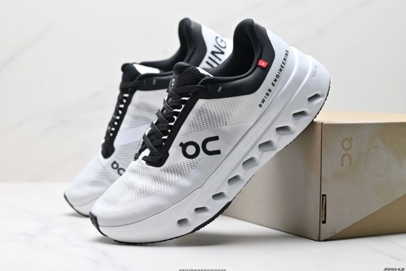 Functional On Running Shoes 3050