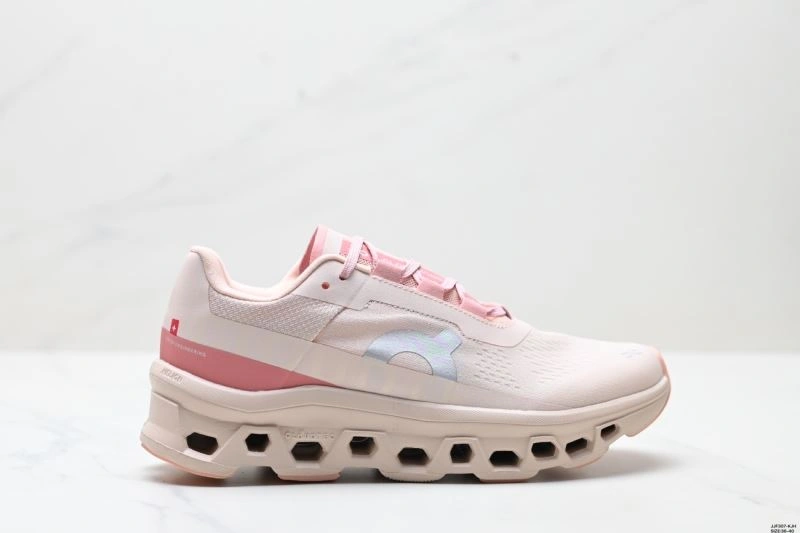 On Running Shoes WellDesigned 3046