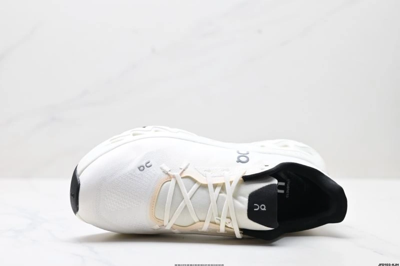 On Running Shoes Versatile 3045