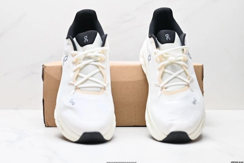 On Running Shoes Versatile 3045