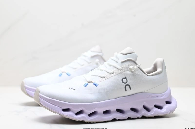 EyeCatching On Running Shoes 3039