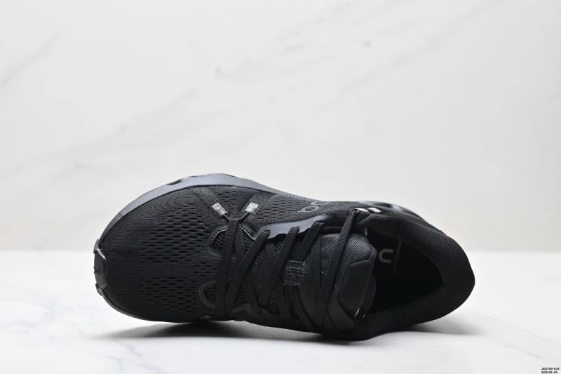On Running Shoes FlexibleFit 2033