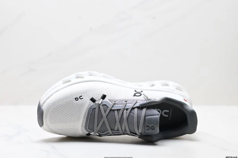 On Running Shoes TechFriendly 2040