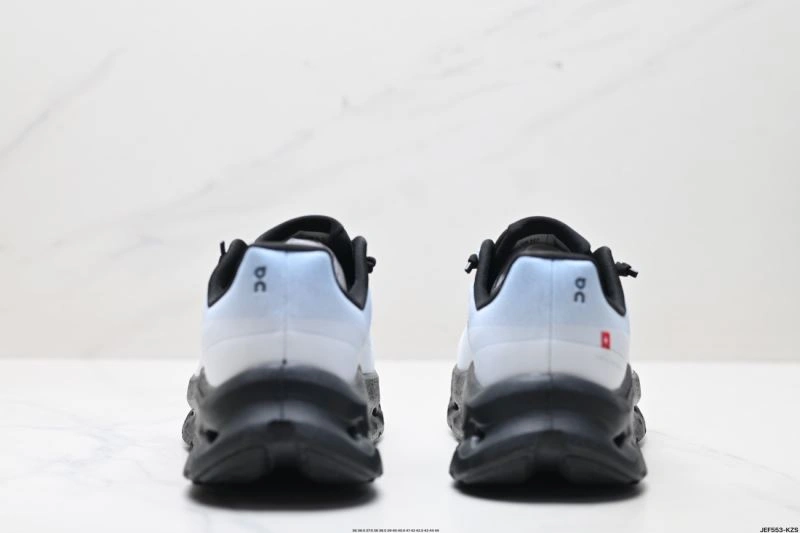 ModernLook On Running Shoes 1993