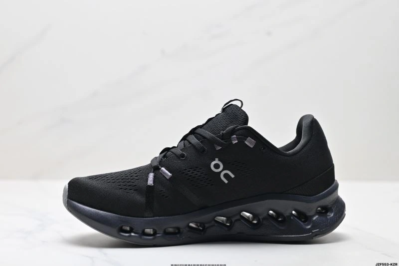 On Running Shoes Bold 2002