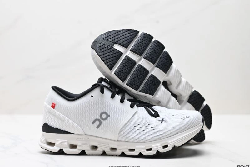 On Running Shoes Sophisticated 1969