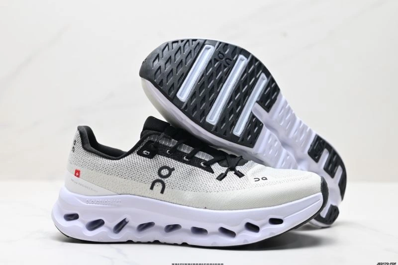 On Running Shoes Durable 1967