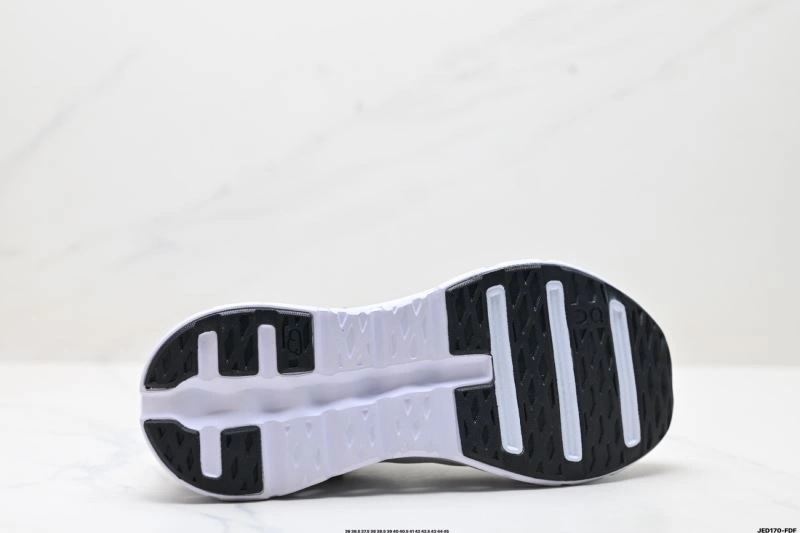 On Running Shoes Durable 1967