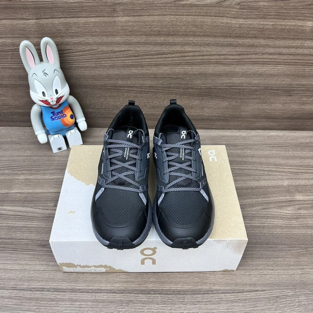 On Shoes RelaxedFit 6000
