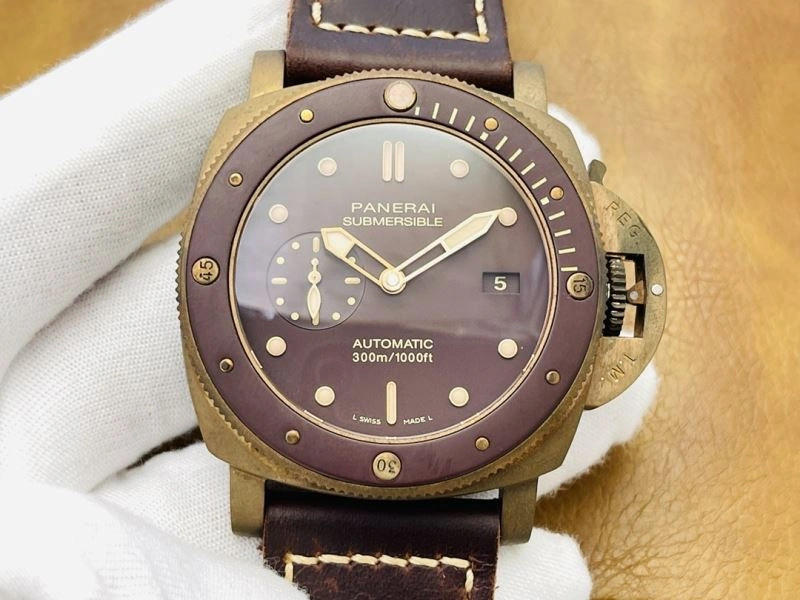 Sporty PANERAI Watches 194237