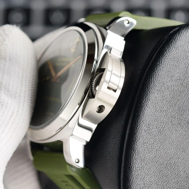PANERAI Watches HighPerformance 194210