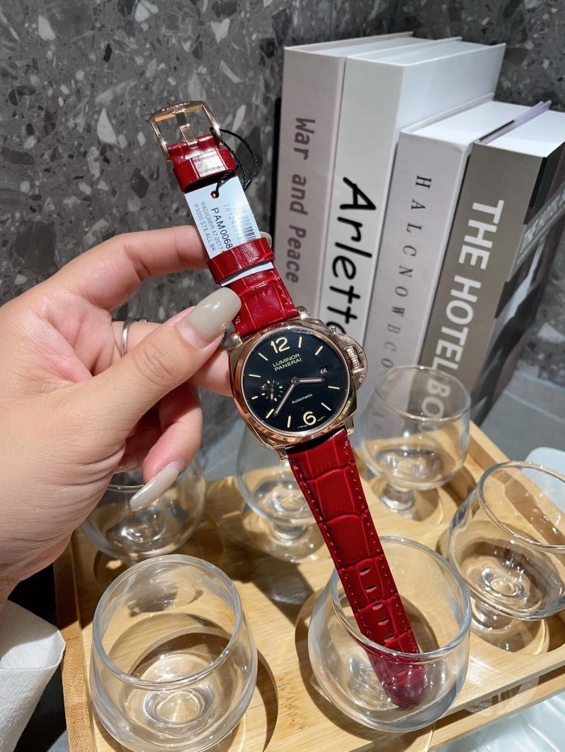 PANERAI Watches Seasonal 194204