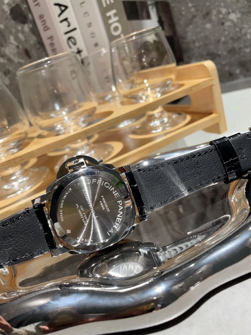 PANERAI Watches GoAnywhere 194203