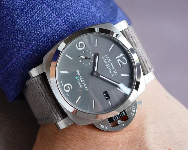 Durable PANERAI Watches 194196