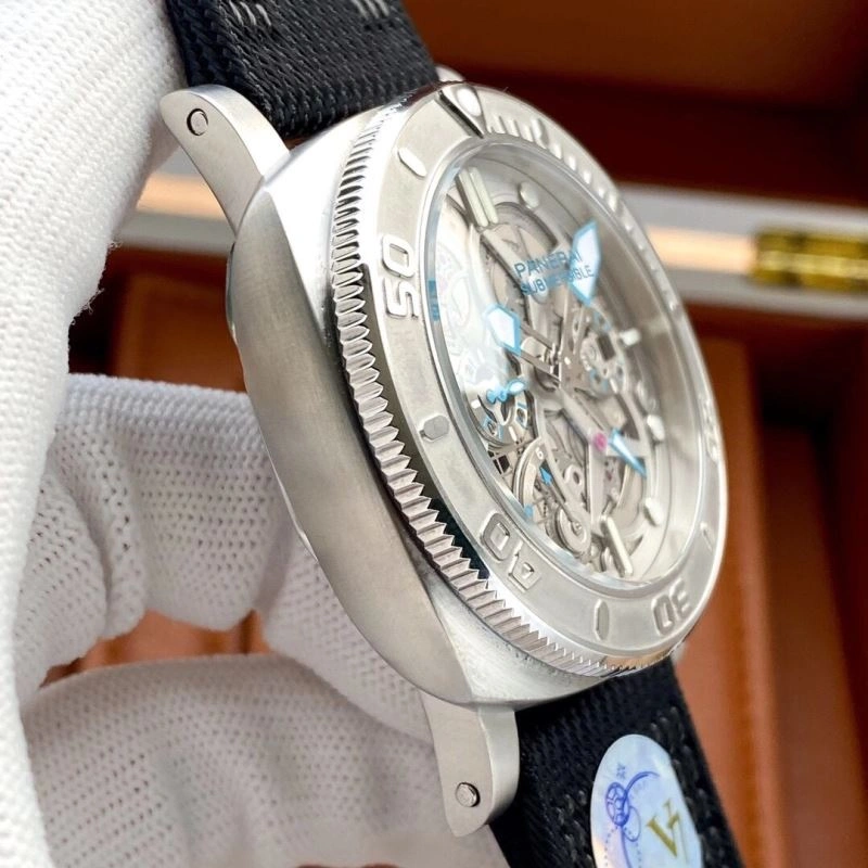 Vibrant PANERAI Watches 194156