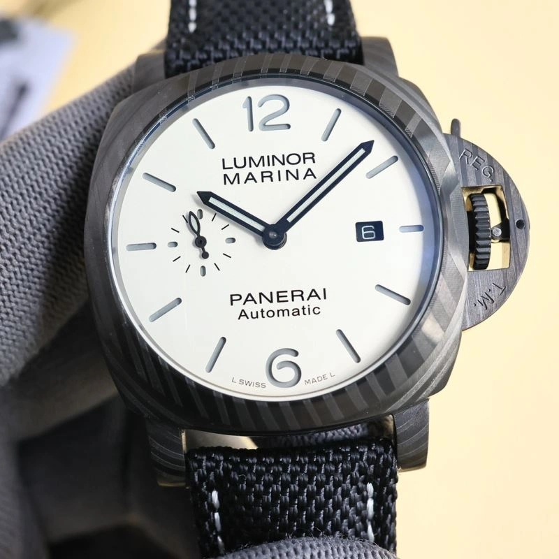 Vibrant PANERAI Watches 194022